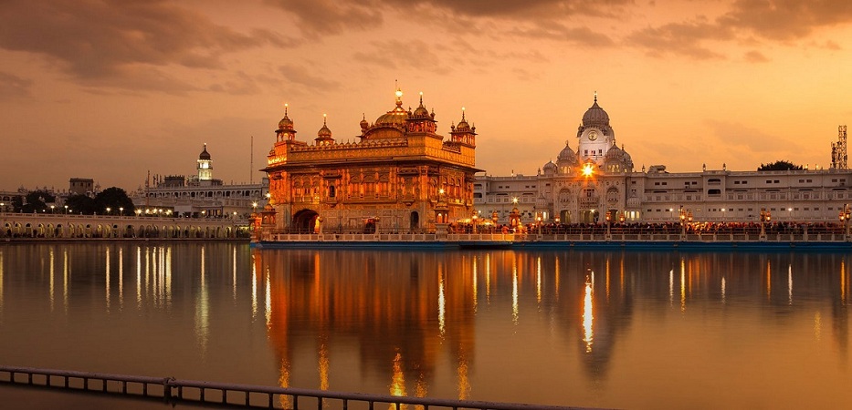 Golden Triangle with Amritsar and Dharamshala
